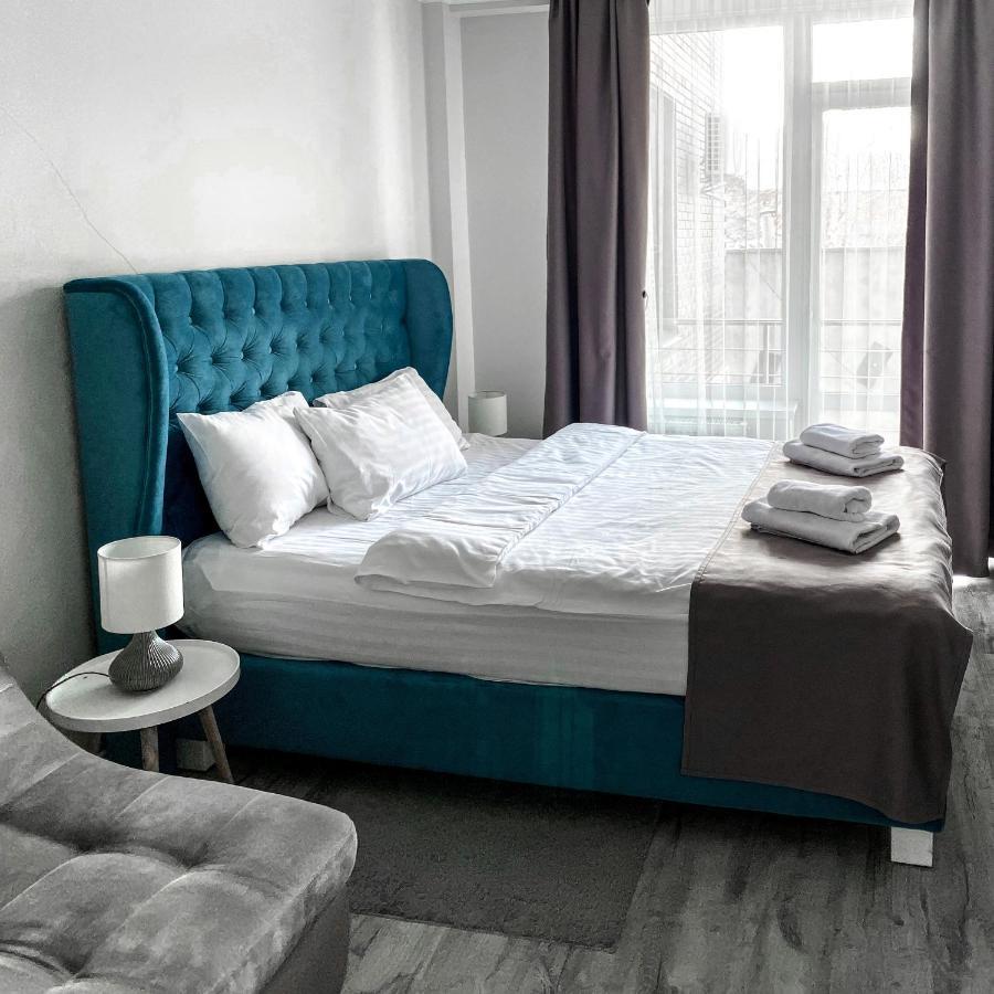 Opera Center Hotel & Apartments Lviv Ngoại thất bức ảnh