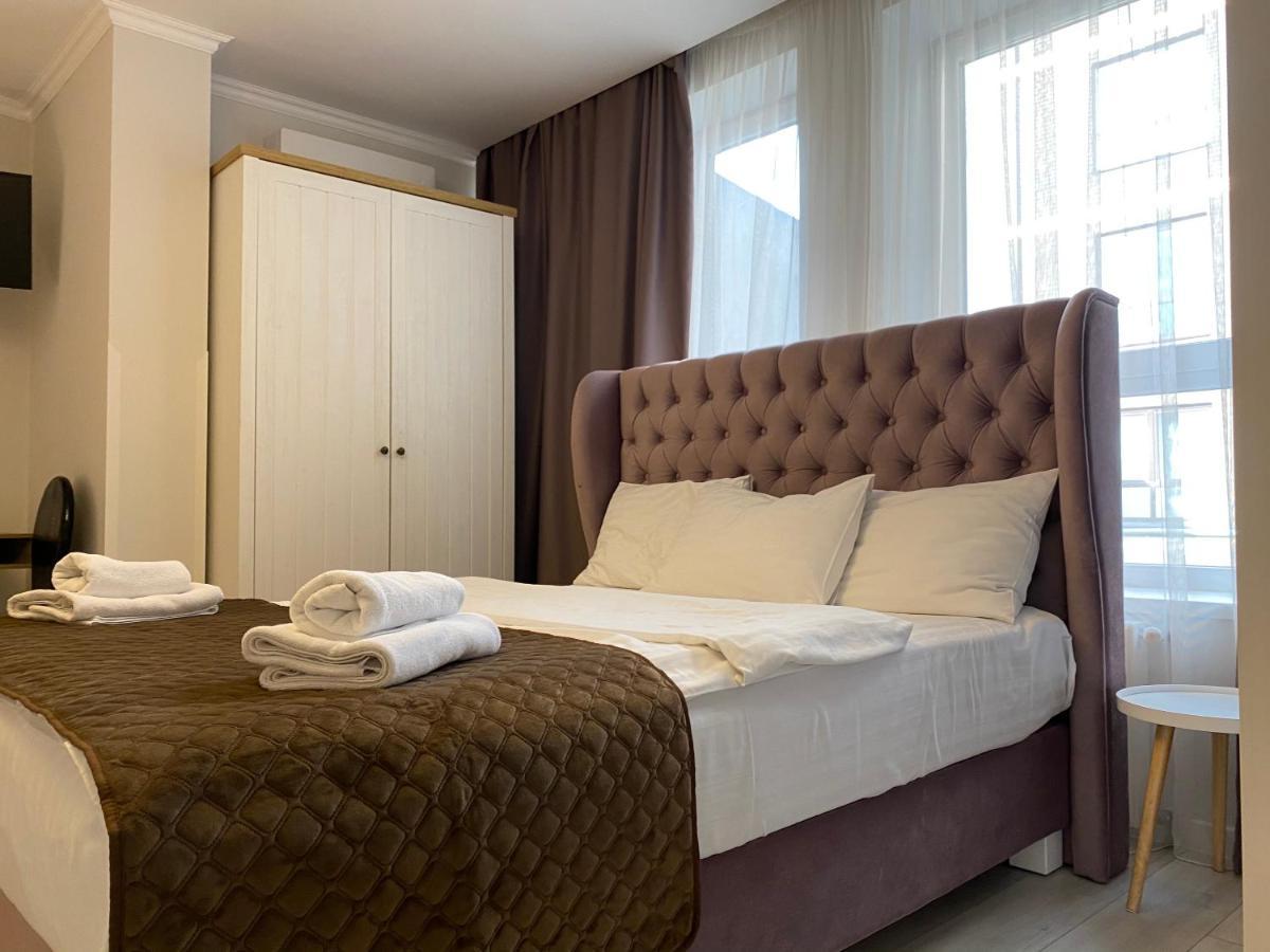 Opera Center Hotel & Apartments Lviv Ngoại thất bức ảnh