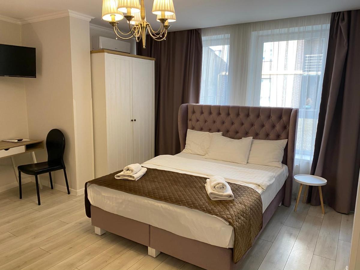 Opera Center Hotel & Apartments Lviv Ngoại thất bức ảnh