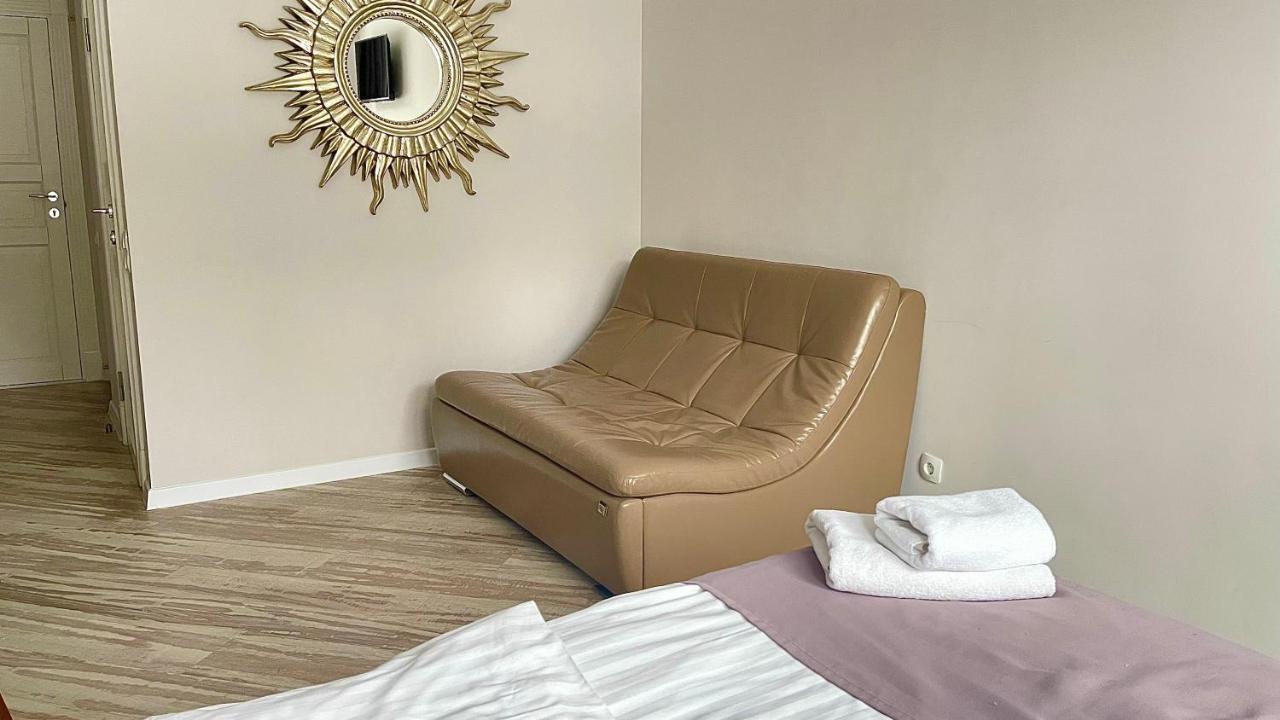 Opera Center Hotel & Apartments Lviv Ngoại thất bức ảnh