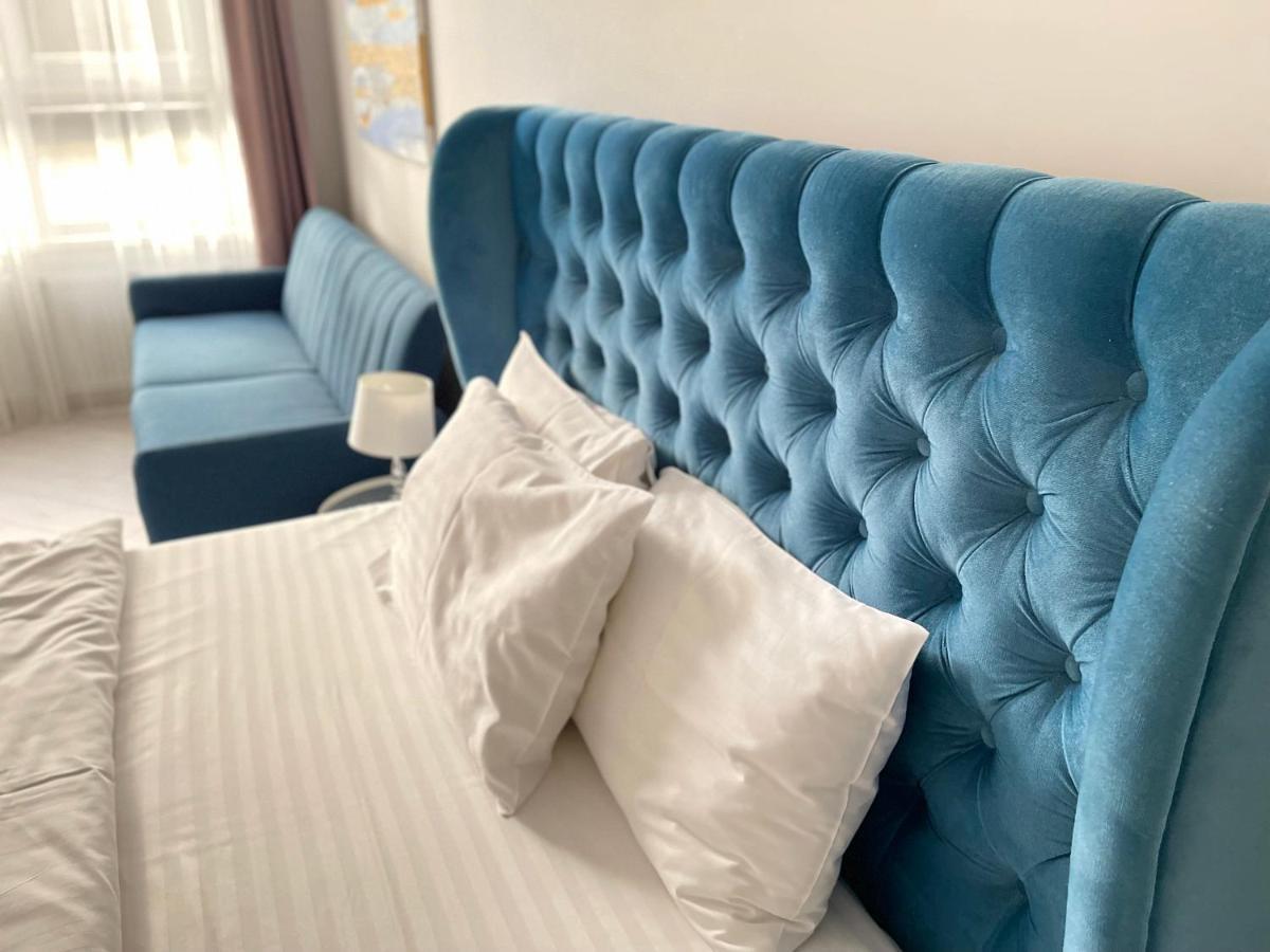 Opera Center Hotel & Apartments Lviv Ngoại thất bức ảnh