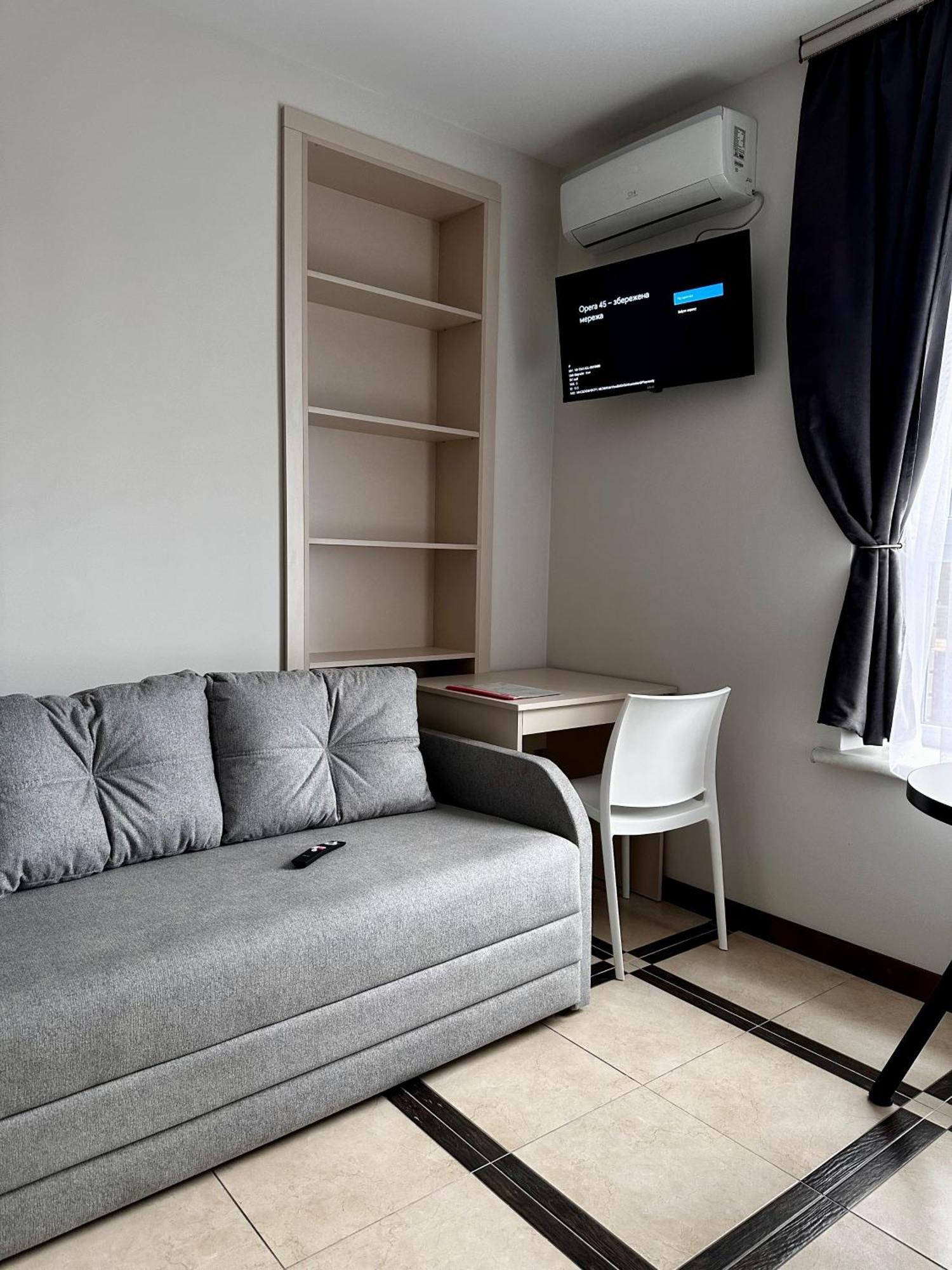 Opera Center Hotel & Apartments Lviv Ngoại thất bức ảnh