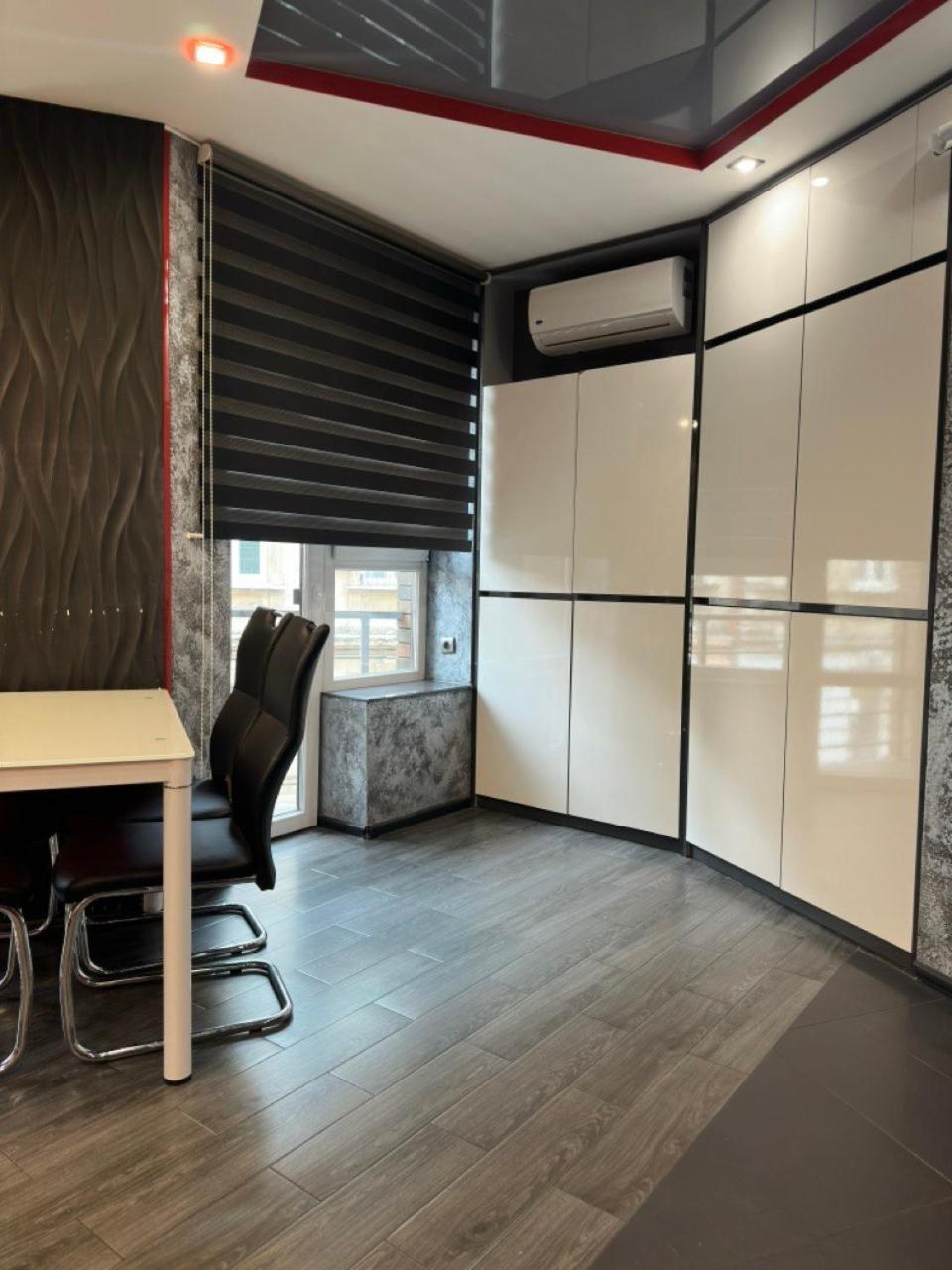 Opera Center Hotel & Apartments Lviv Ngoại thất bức ảnh