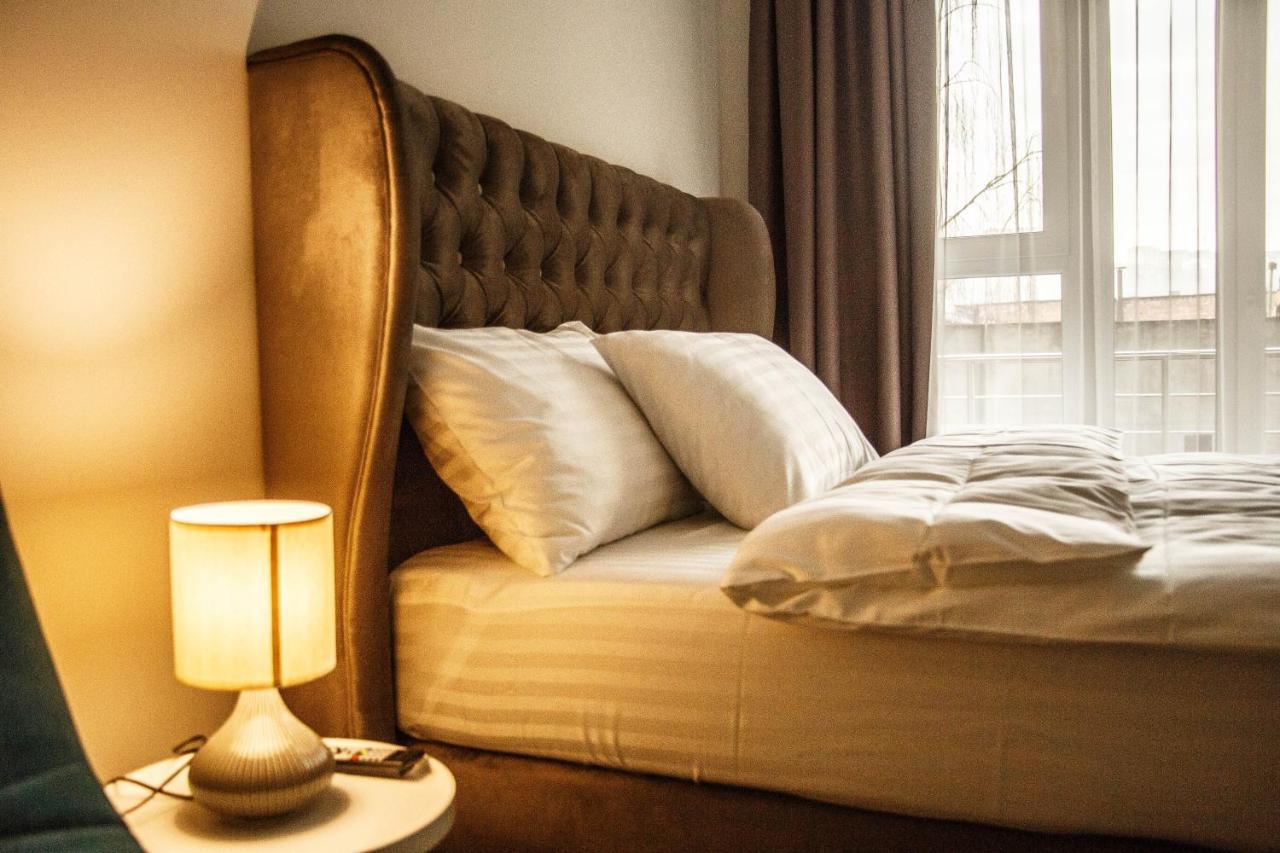 Opera Center Hotel & Apartments Lviv Ngoại thất bức ảnh